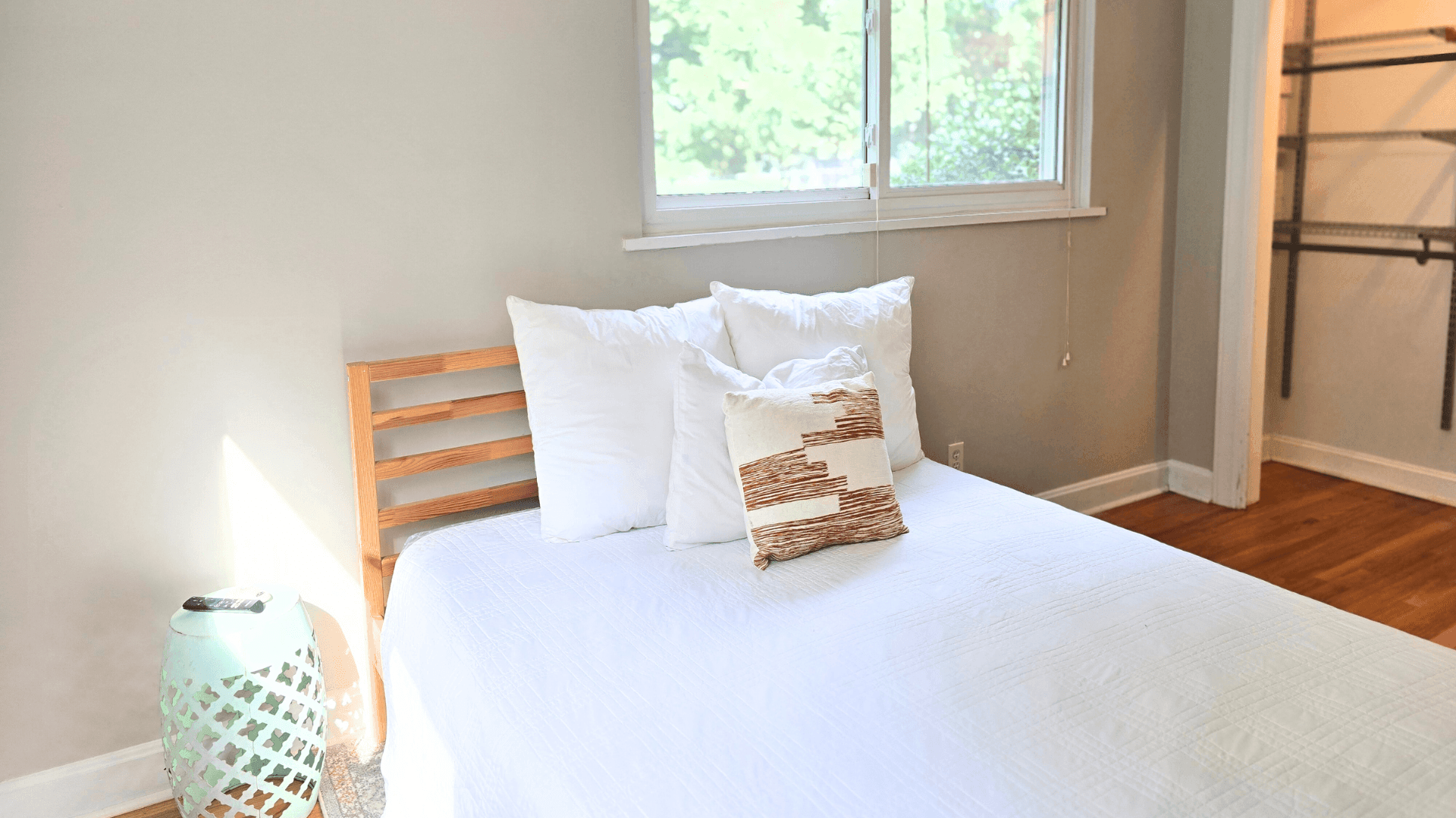 Stay at the Farmhouse